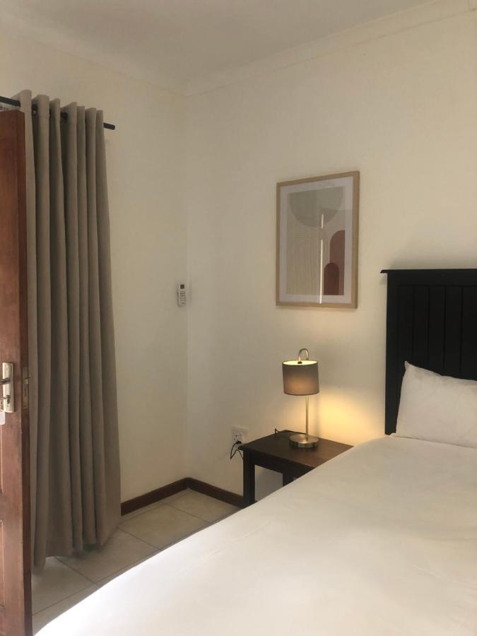 Spring Acres Guesthouse 内尔斯普雷特 外观 照片