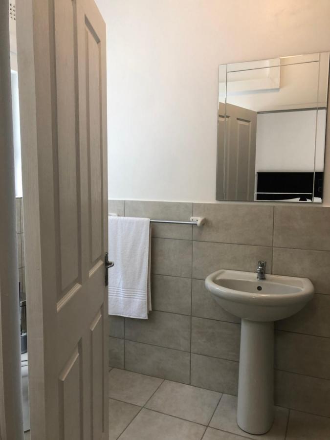 Spring Acres Guesthouse 内尔斯普雷特 外观 照片